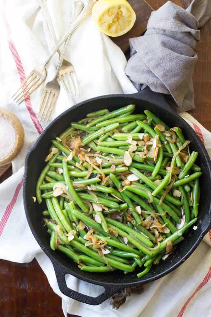 Sautéed Green Beans with Caramelized Onions and Almonds