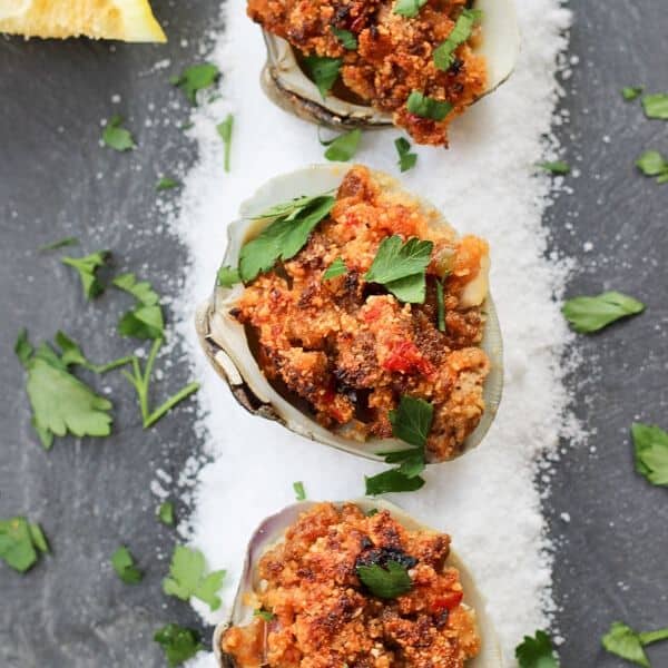 Easy Baked Stuffed Clams Recipe on salt