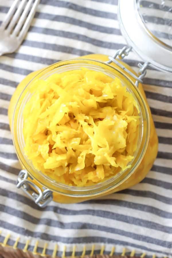 DIY Turmeric Jalapeño Sauerkraut | wickedspatula.com