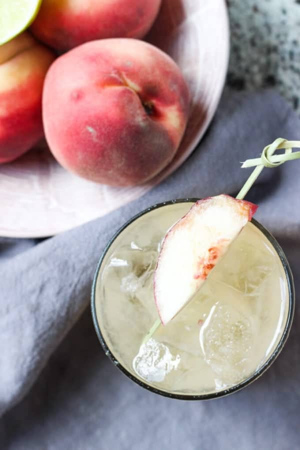 Sweeten your summer with these Peach Jam Margaritas! | wickedspatula.com