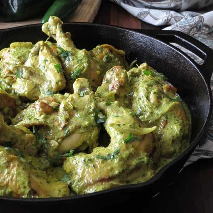 Easy Paleo Chicken Curry - Pan with cooked chicken curry
