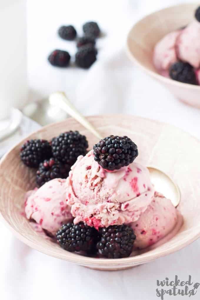 blackberry ice cream in a bowl ready to serve