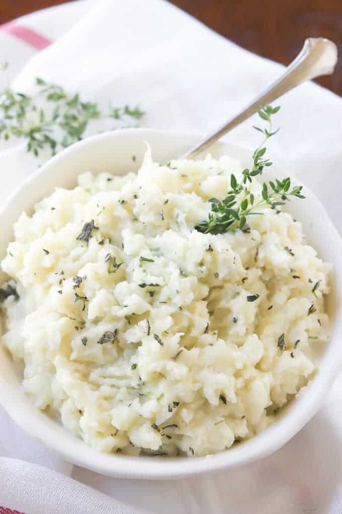 Paleo Crock Pot Slow Cooker Cauliflower Mash Recipe - Ready to serve mashed cauliflower