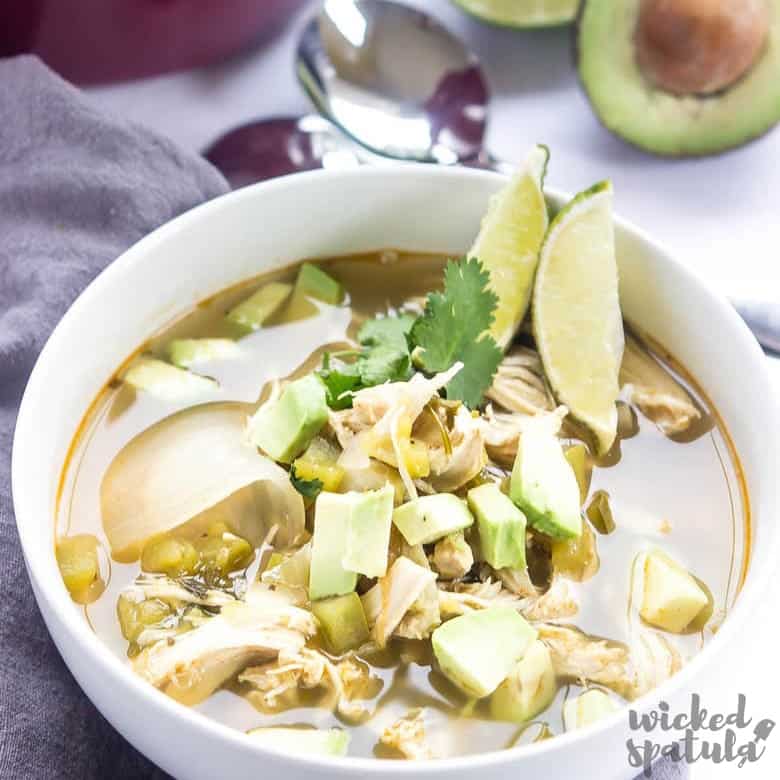 Easy Chicken Noodle Soup (Best Quick Recipe) - Fifteen Spatulas