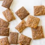 Paleo Cheez-Its! Just 4 ingredients stand between you and these Paleo crackers!