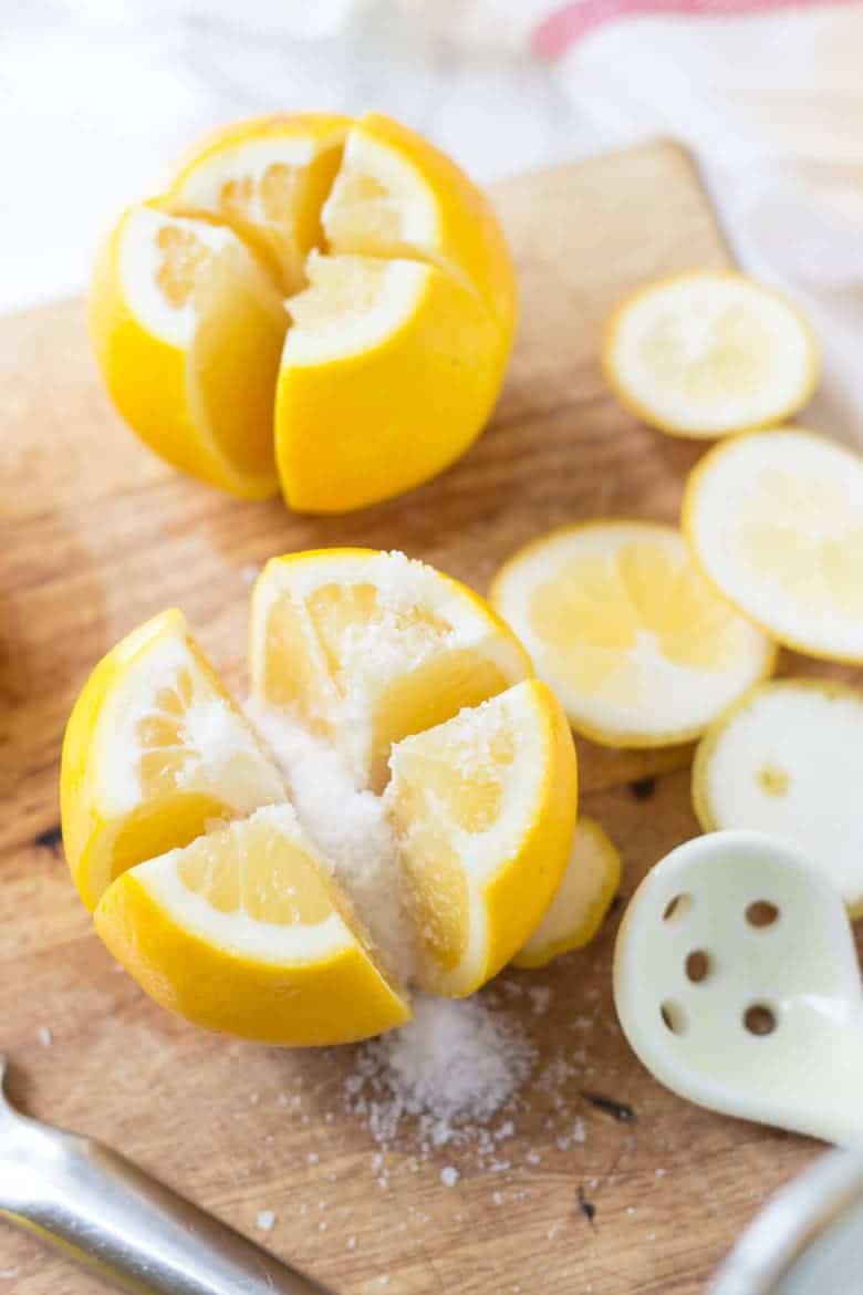 Sliced lemons