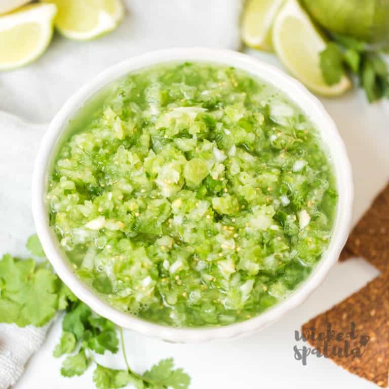 Raw Fresh Green Tomatillo Salsa Recipe (6 Ingredients!) Wicked Spatula