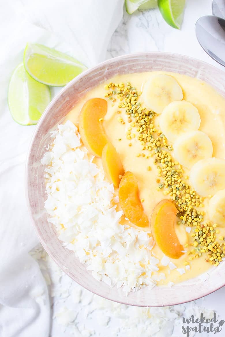 Banana Smoothie Bowl with toppings