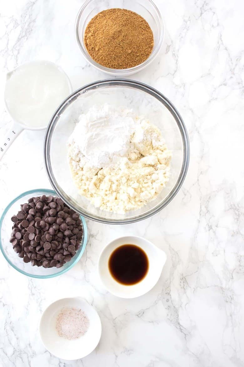 Paleo Chocolate Chip Cookie Brittle ingredients