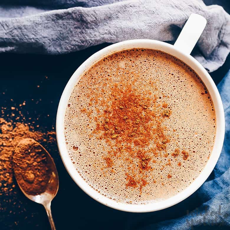 paleo hot chocolate in a mug