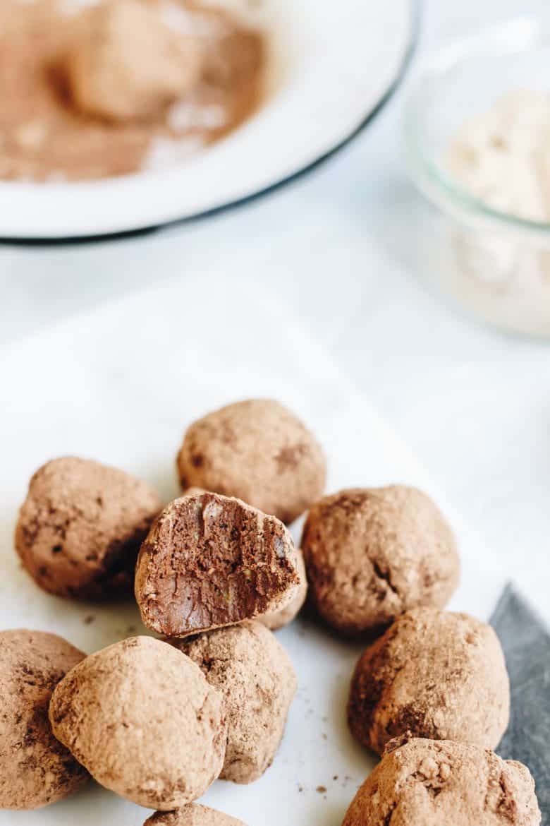 These Raw Maca Avocado Cacao Truffles are a great fat filled, low sugar, pre-workout snack. These little nuggets are packed with healthy nutrients!