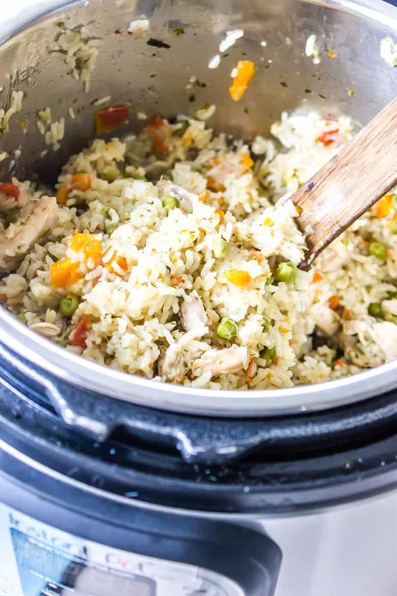 Instant Pot Latin Chicken and Rice - Wicked Spatula