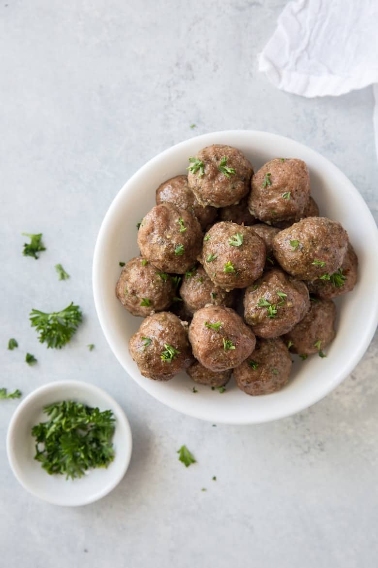 overhead shot of healthy turkey meatballs